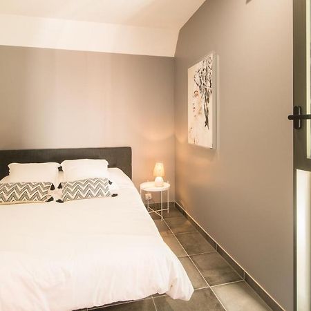 Le Coin Cosy Avec Balcon Terrasse Parking Prive Et Linge De Lit Compris Apartment Sarlat-la-Canéda Exterior photo