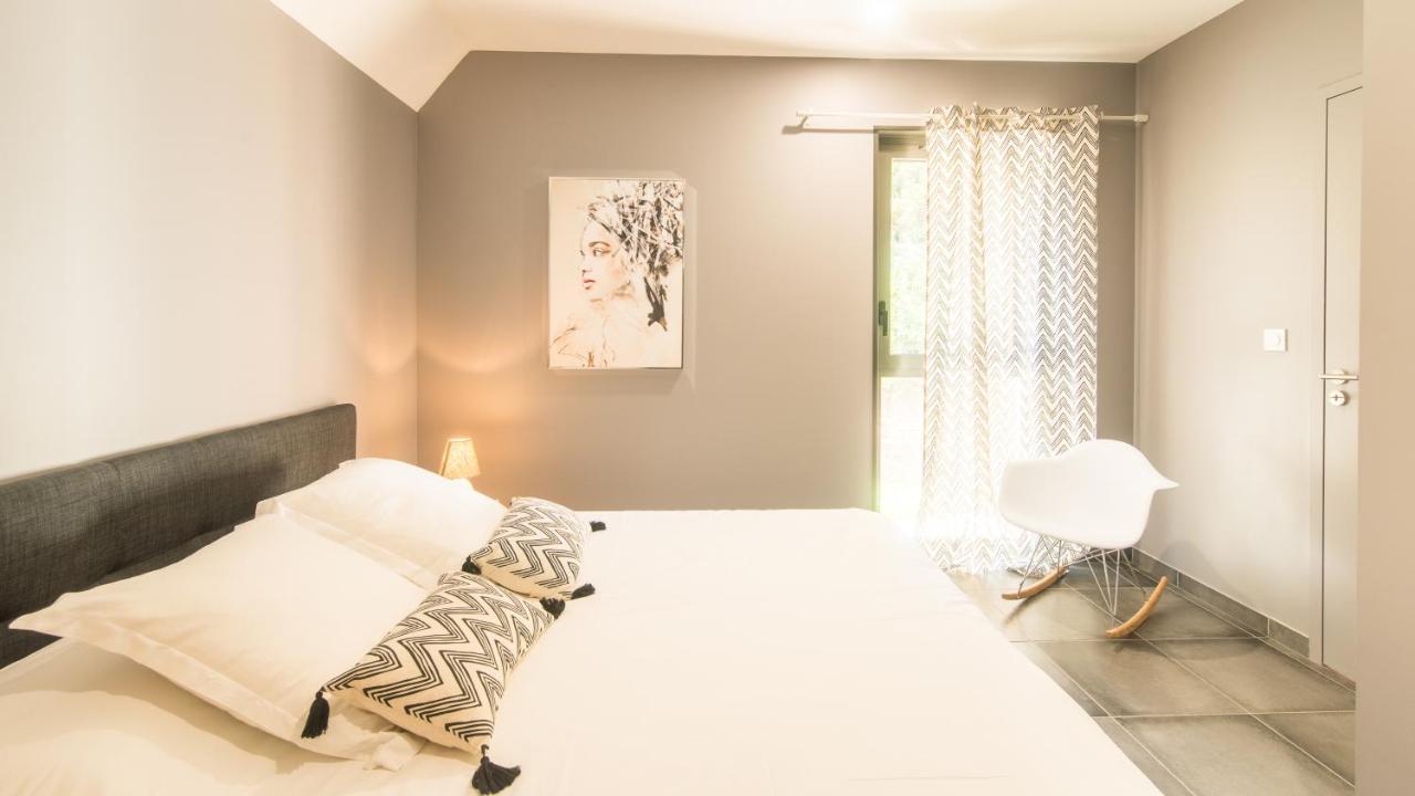 Le Coin Cosy Avec Balcon Terrasse Parking Prive Et Linge De Lit Compris Apartment Sarlat-la-Canéda Exterior photo